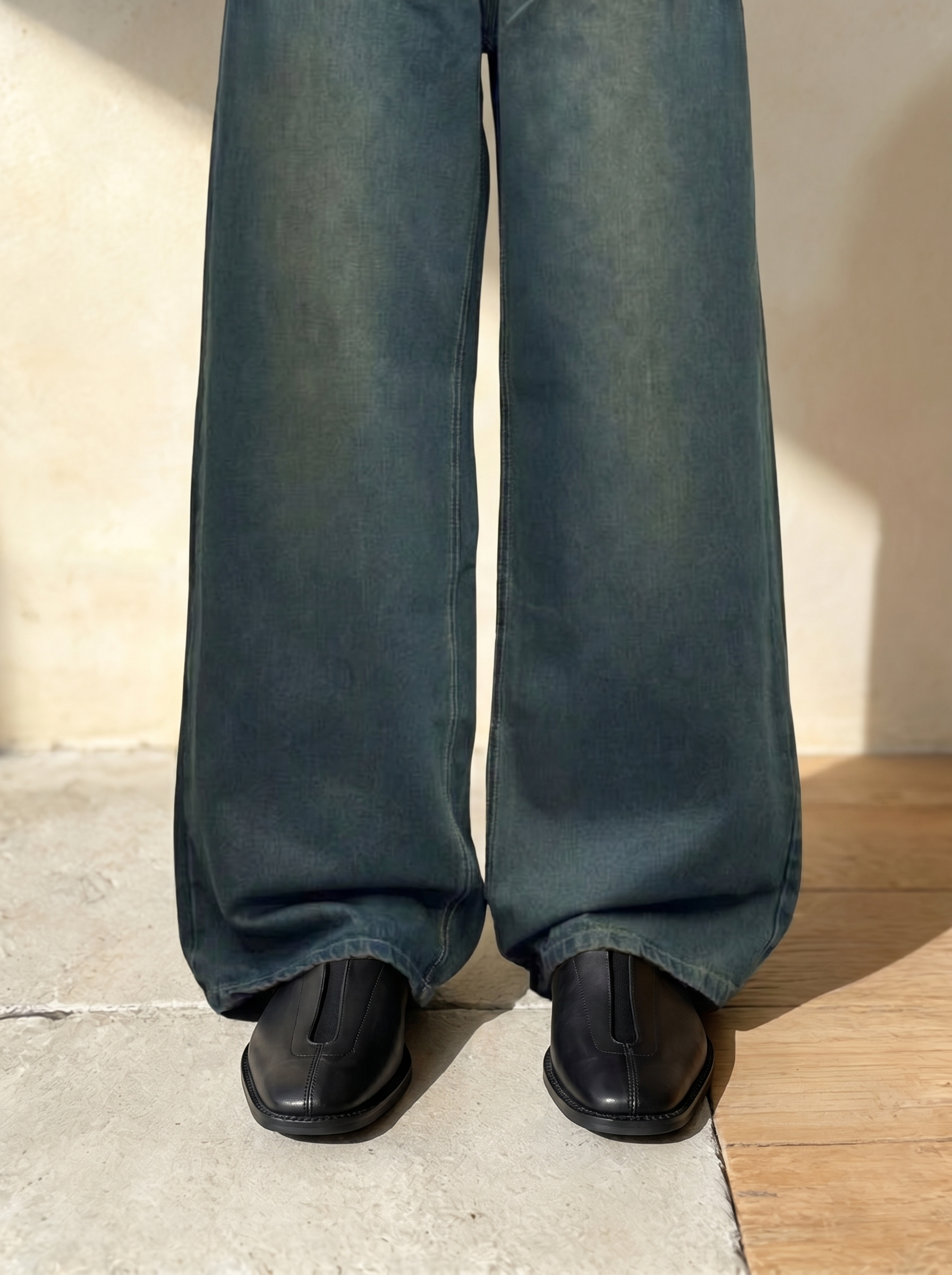 the loafers black