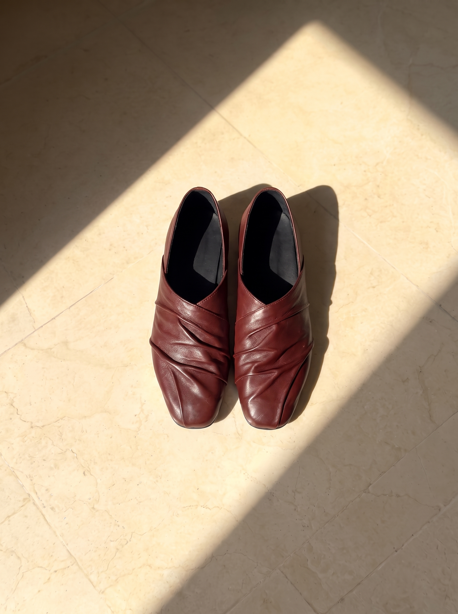 the ruche loafers burgundy